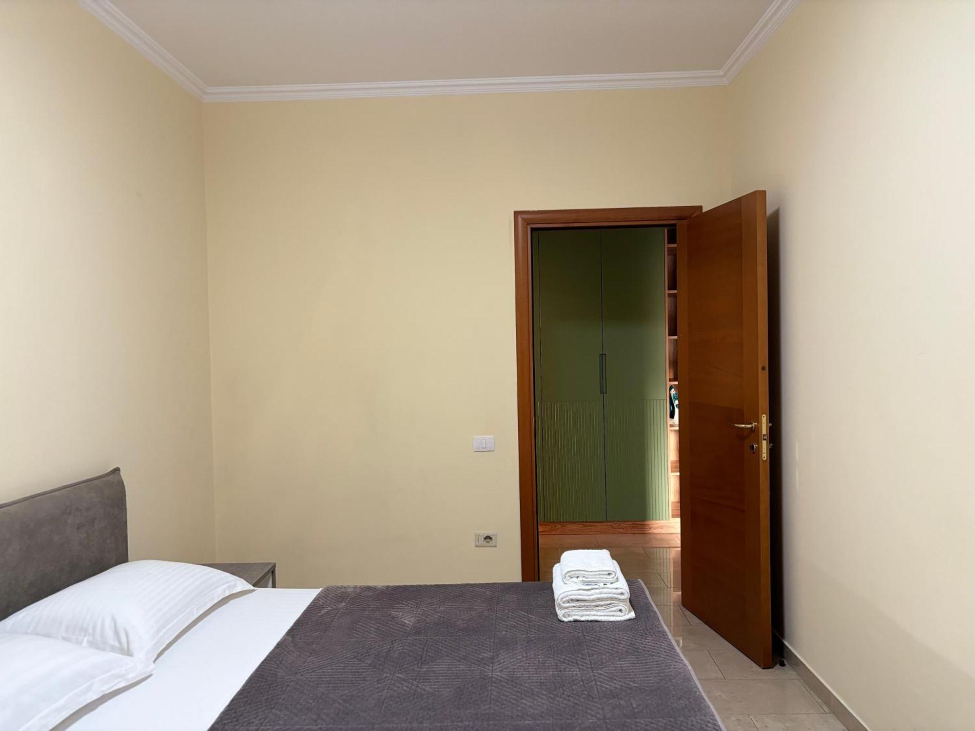 Tam 2Bdr Center Taiwan Apartment Tirana Exterior photo